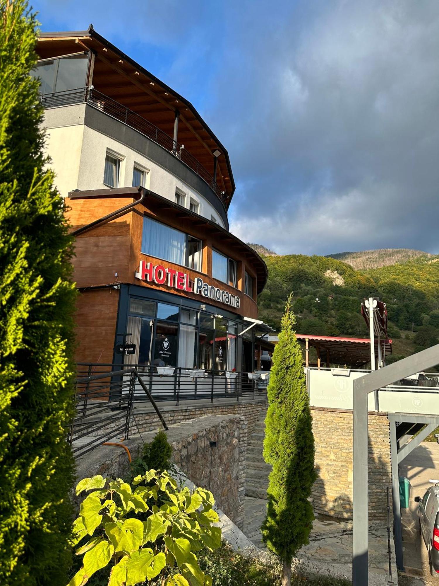 Hotel Panorama Rugove Peje Exterior photo